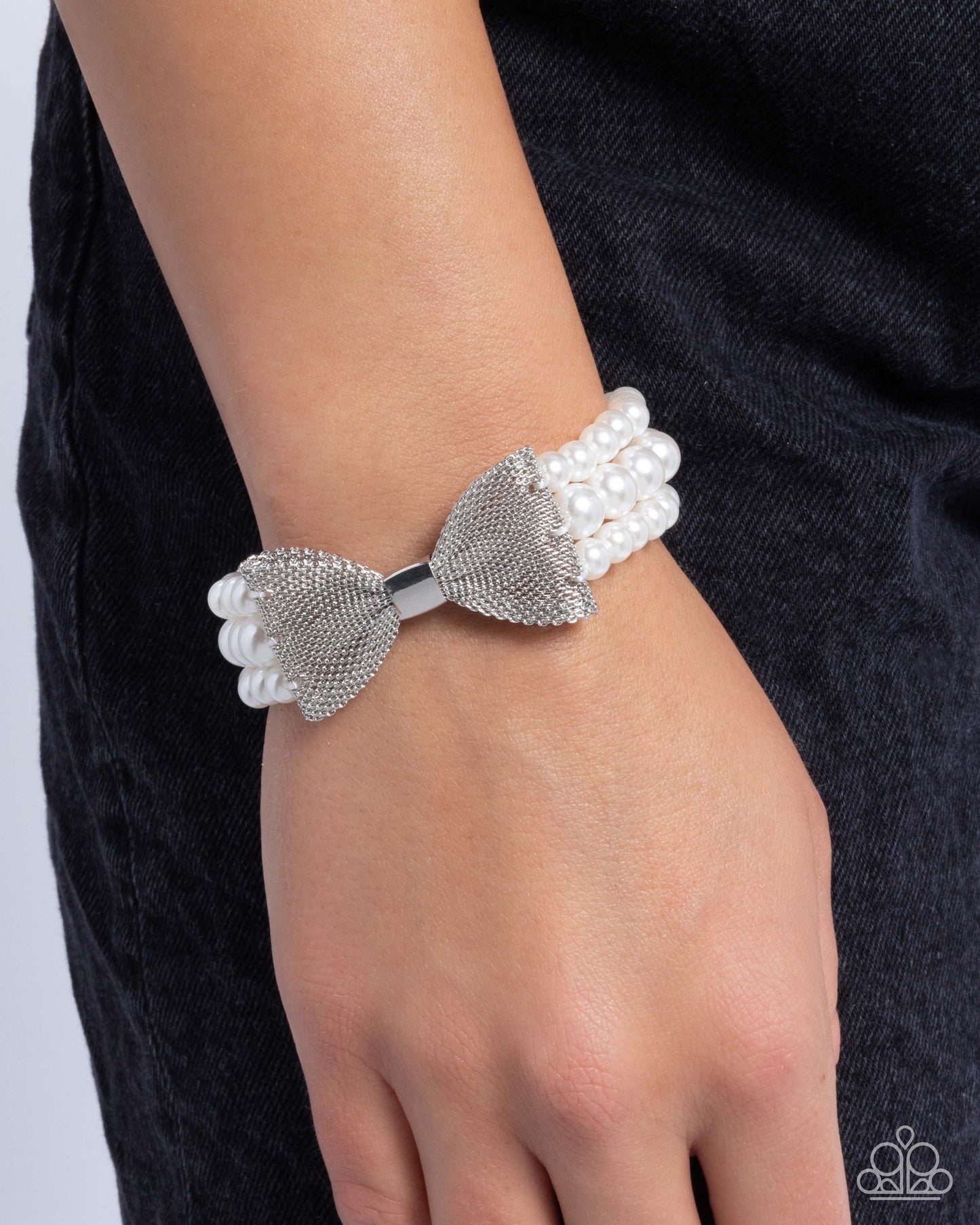Dapper Dialogue - White Pearl Beaded Bow Bracelet