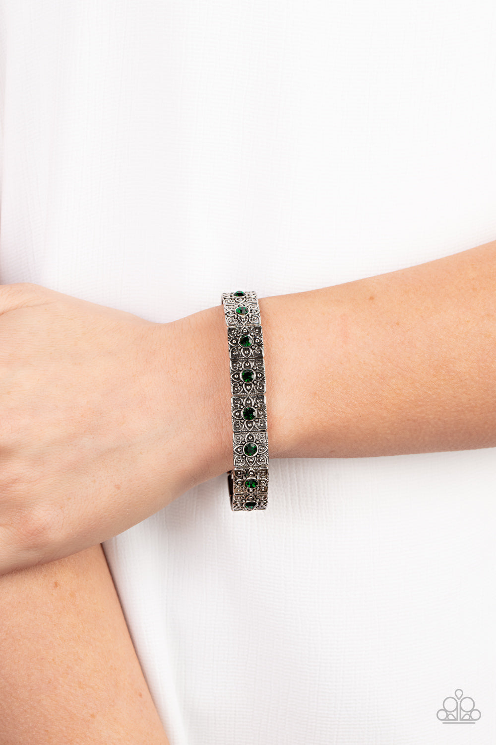 Venetian Valentine - Green Floral Filigree Emossed Stretch Bracelet