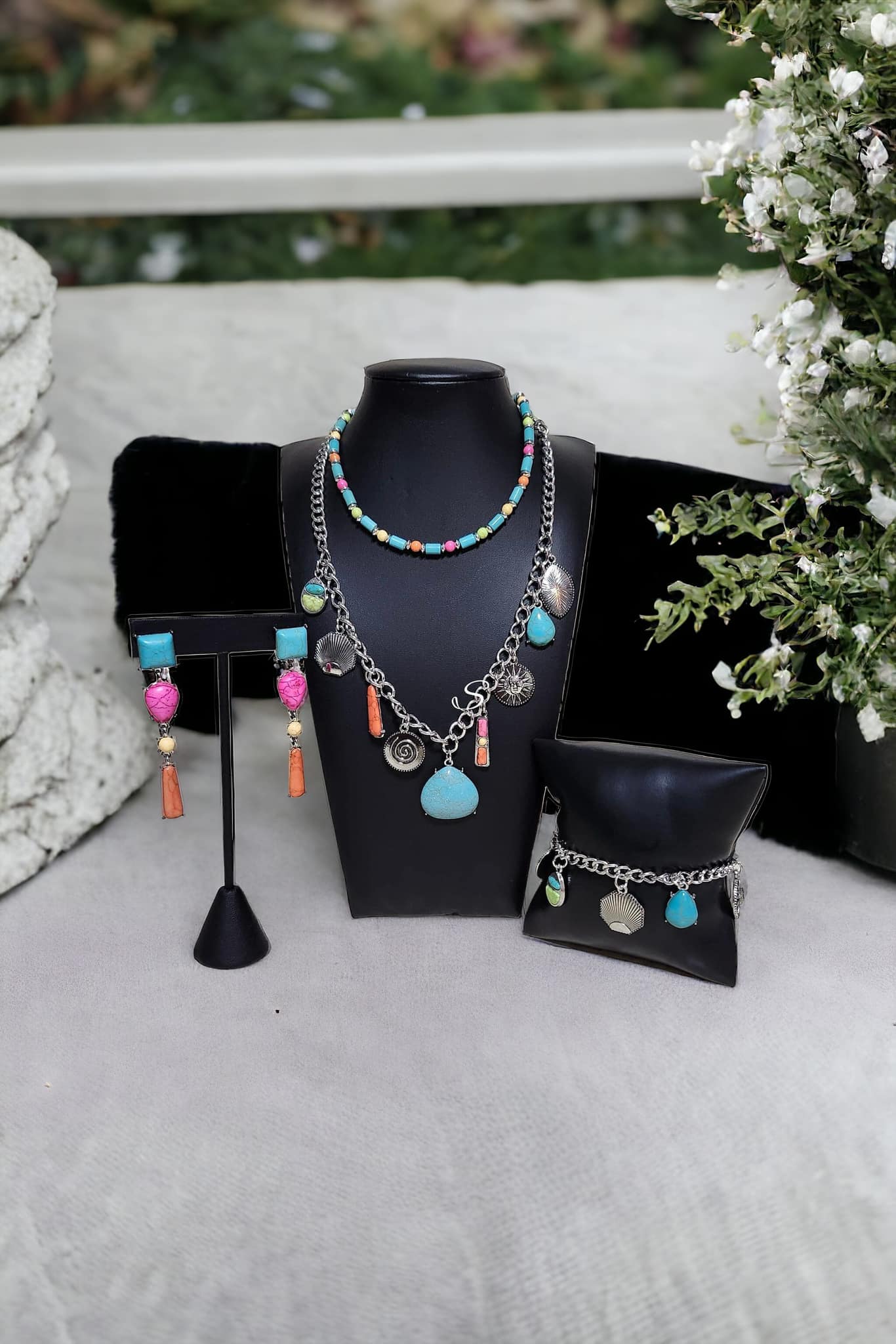 Simply Santa Fe ~ February 2024 Fashion Fix