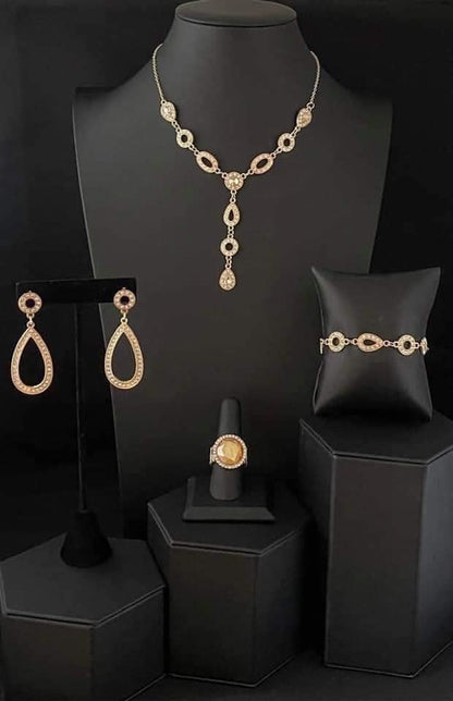 Fiercely 5th Avenue ~ April 2021 Complete Trend Blend