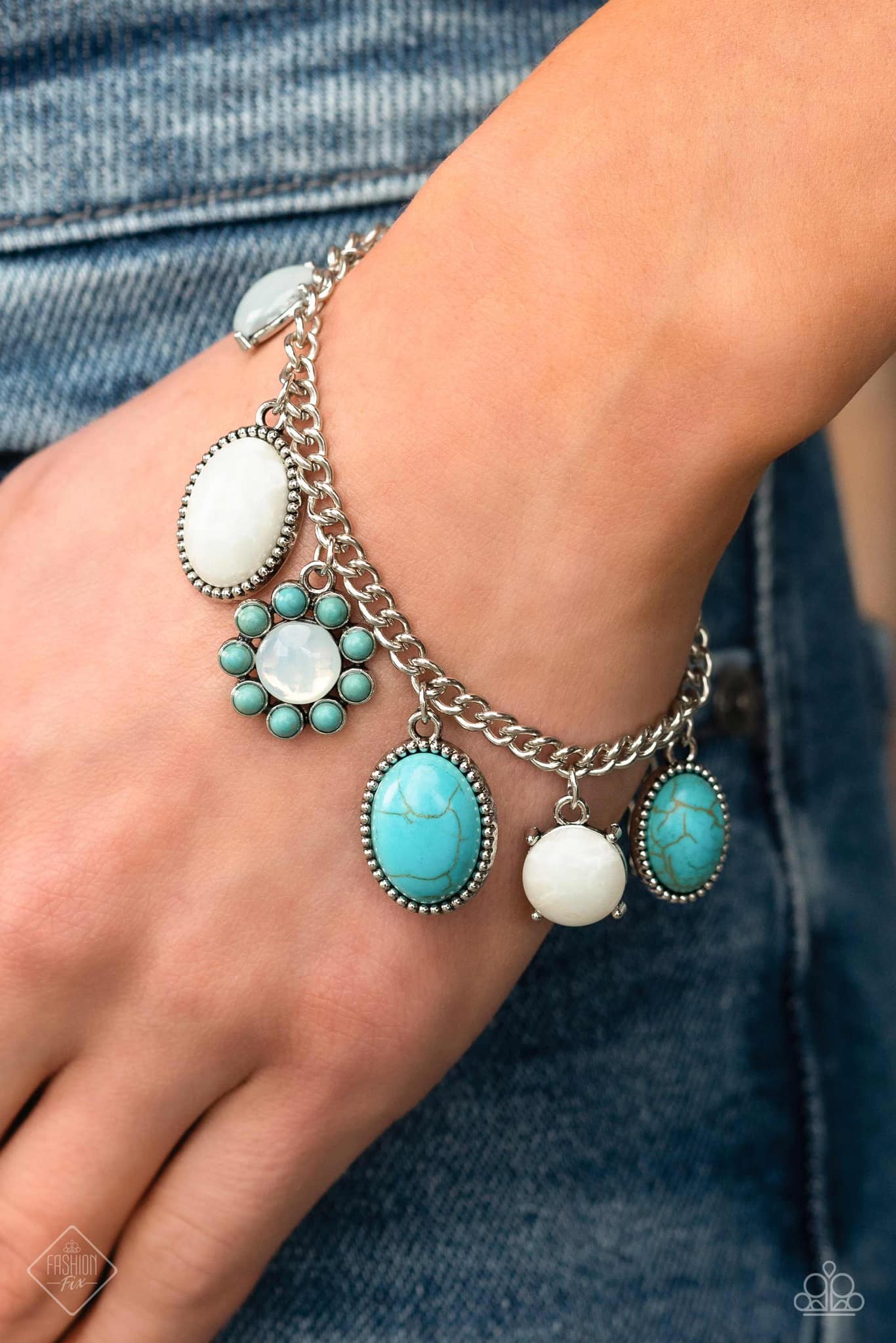 Fashion Fix March 2023 ~ Simply Santa Fe