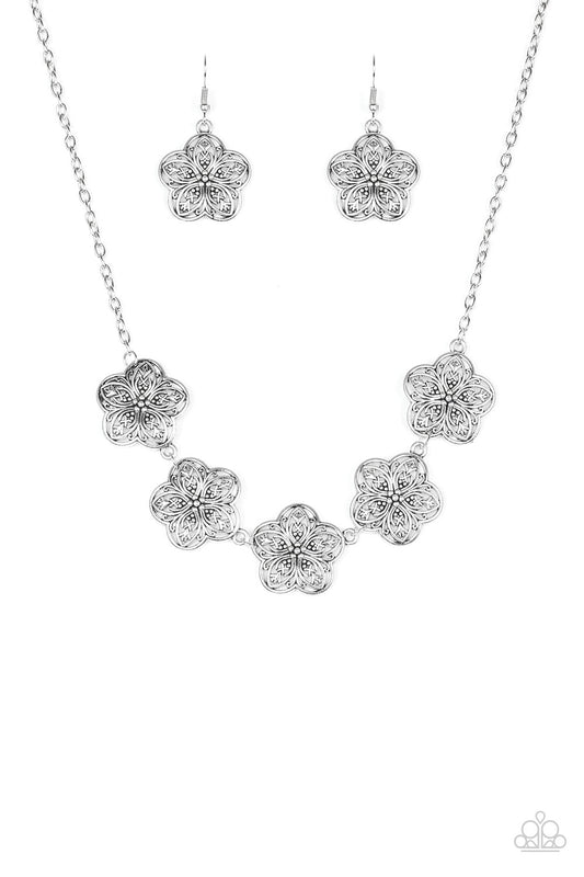 Garden Groove - Silver Ornate Flower Necklace