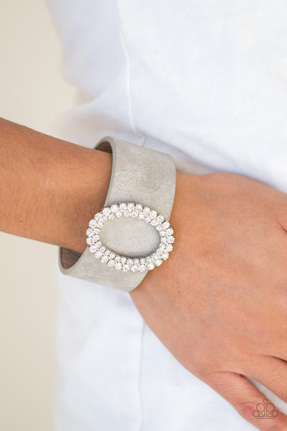 Center Stage Starlet - Silver