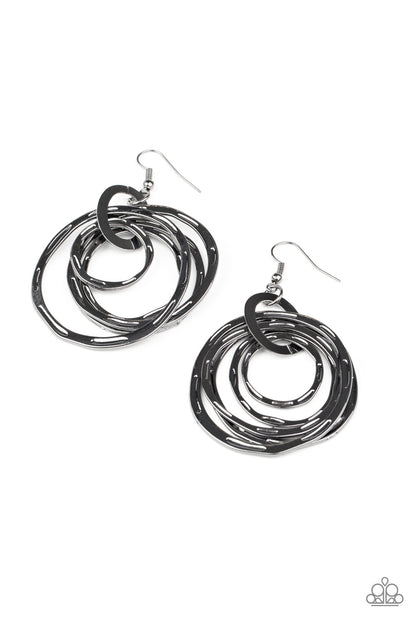 Ringing Radiance - Hammered Gunmetal Earrings