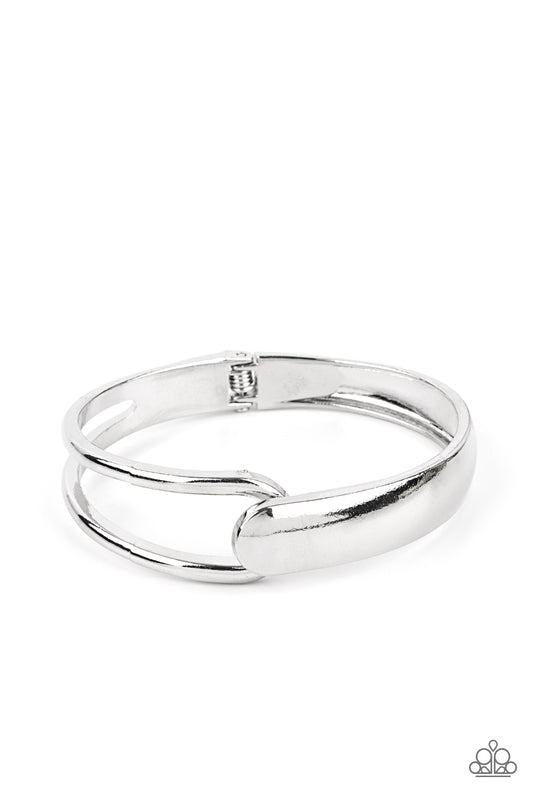 Couture-Clutcher - Silver Retro Hinge Bracelet