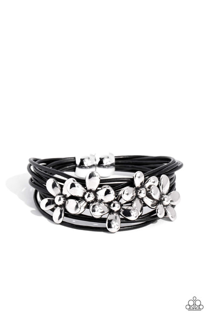 Here Comes the BLOOM - Black Magnet Closure Bracelet