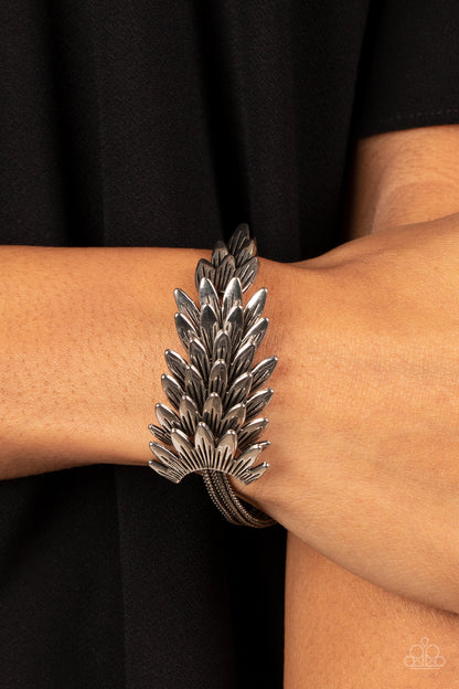 BOA and Arrow - Silver Feathery Chain Bracelet