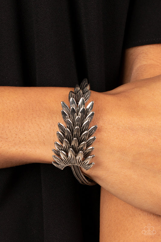 BOA and Arrow - Silver Feathery Chain Bracelet