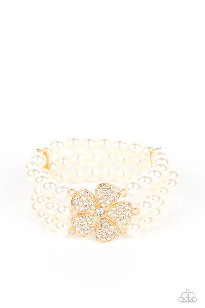 Park Avenue Orchard - Pearl Stretch Bracelet Featuring a Glitzy Gold Flower